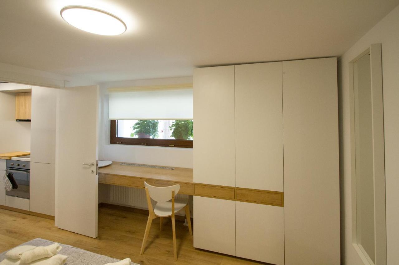 Hat Old Town Designer Apartments 브라쇼브 외부 사진